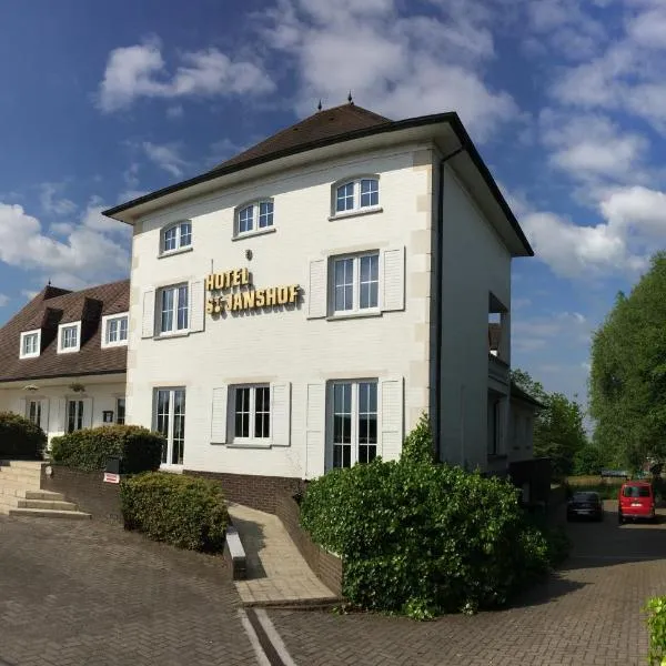 St-Janshof Hotel，位于Wielsbeke的酒店