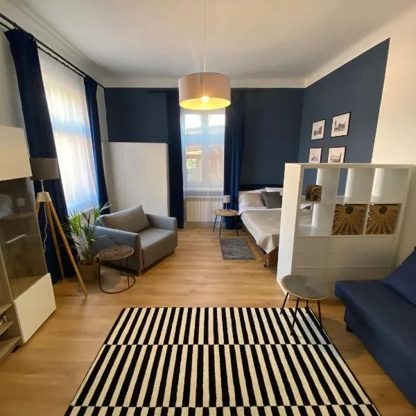 Błękitne Studio，位于耶维克的酒店