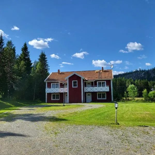 Stugby Marieke - Skärvången，位于Föllinge的酒店