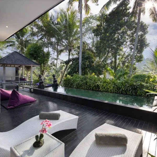 Capung Asri Eco Luxury Resort with Private Pool Villas，位于Bedahulu的酒店