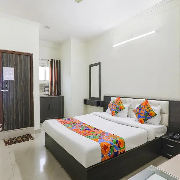 FabHotel Sara Residency，位于Muthiganj的酒店