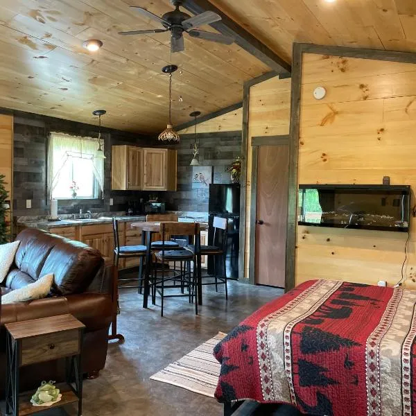 Lily Pad Cabin，位于South Park的酒店