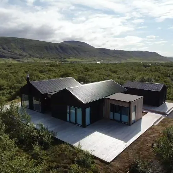 Stunning Luxury Chalet in West Iceland - Birta Rentals，位于胡萨费尔的酒店