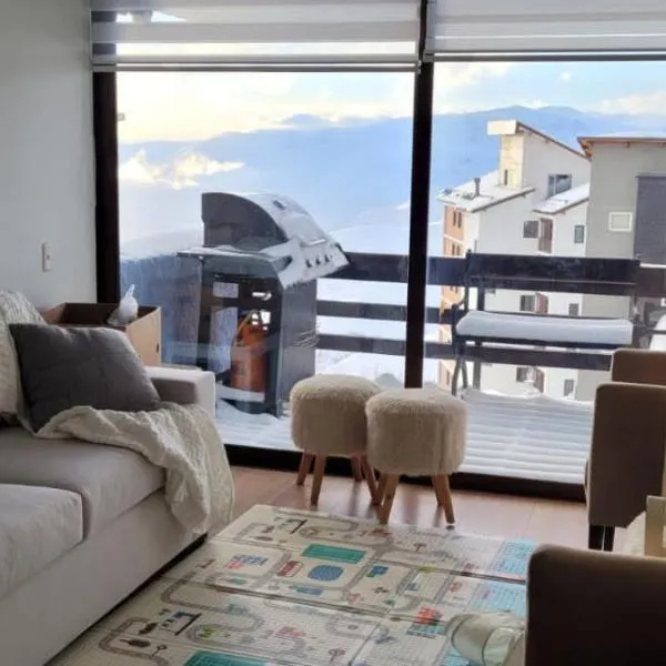 Ski in-out Apartment in El Colorado，位于El Colorado的酒店