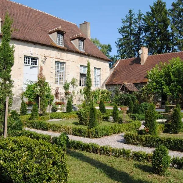 Chateau de Montchoisy，位于Saint-Bonnet-de-Rochefort的酒店