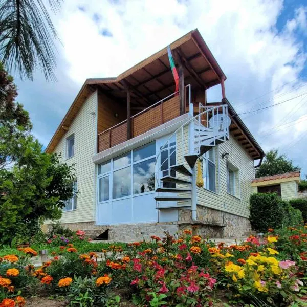Вила Виктория,位于Chekhlare的酒店