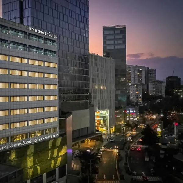 City Express Plus by Marriott Ciudad de México Santa Fe，位于Huixquilucan的酒店