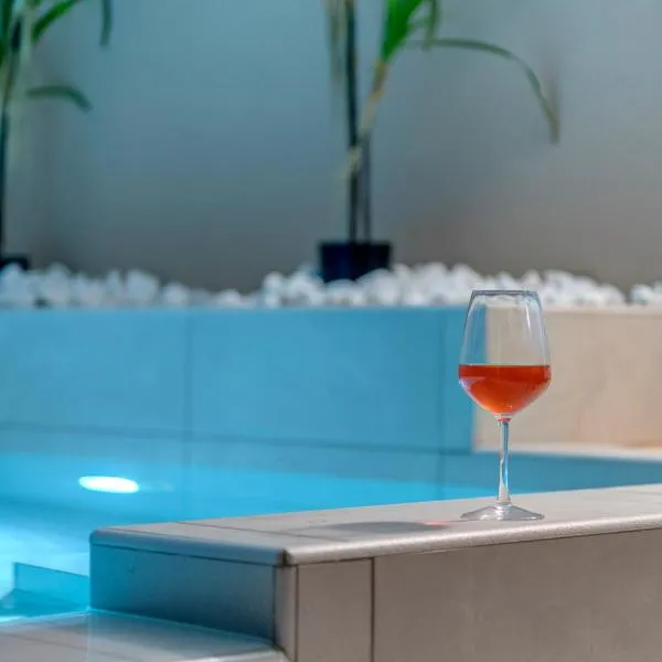 Aegean Glory Suites，位于埃尔莫波利斯的酒店