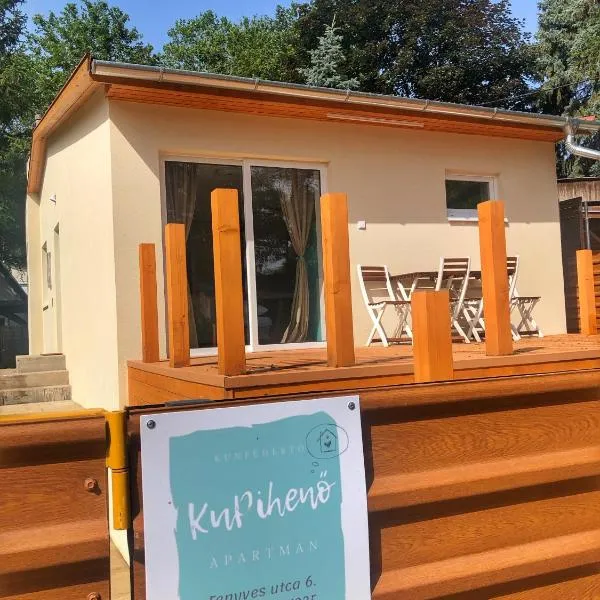 KuPihenő Apartman Kunfehértó，位于Kunfehértó的酒店