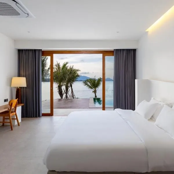 X-Sea Khanom Harbor Bay Resort，位于Ban Tha Pling的酒店