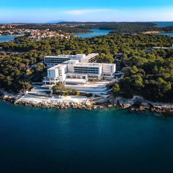 Grand Hotel Brioni Pula, A Radisson Collection Hotel，位于Jadreški的酒店