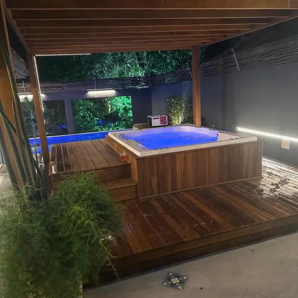 Casa térrea com acessibilidade em Juquehy com piscina climatizada e hidromassagem，位于朱奎的酒店