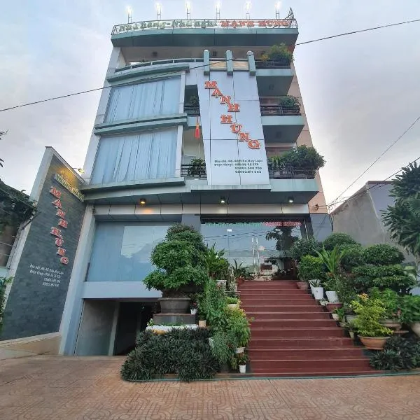 Manh Hung Hotel，位于Buôn Kuop的酒店