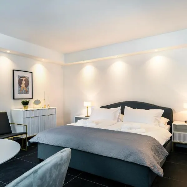 CITY BREAK Studio apartments，位于希贝尼克的酒店