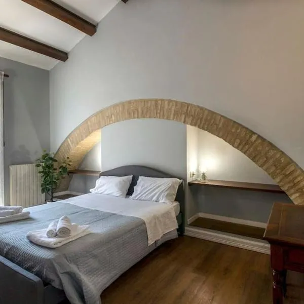 Casa Tosca con balcone vicino parcheggio，位于马切拉塔的酒店