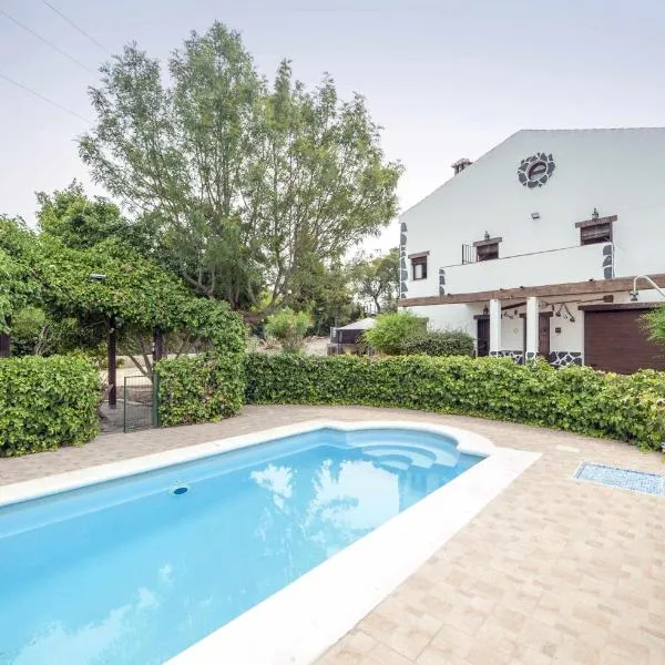 博瑞科奥杰图斯乡村民宿，位于Berrocal的酒店