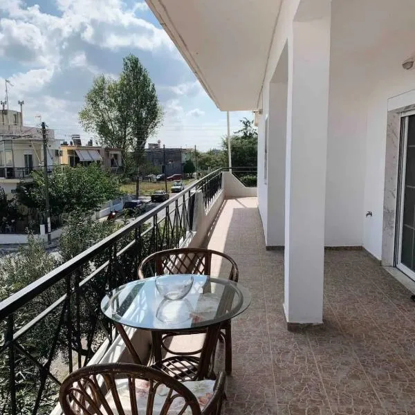 Dimitra House Entire apartment with balcony and view，位于Lefkimmi的酒店