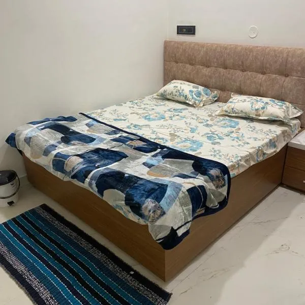 Anant Shree Guest House Ac Room With Free Wifi Hotel Gondia，位于Gondia的酒店