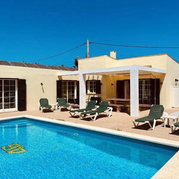 Villa Jordi - Cala en Porter，位于卡拉恩波特的酒店