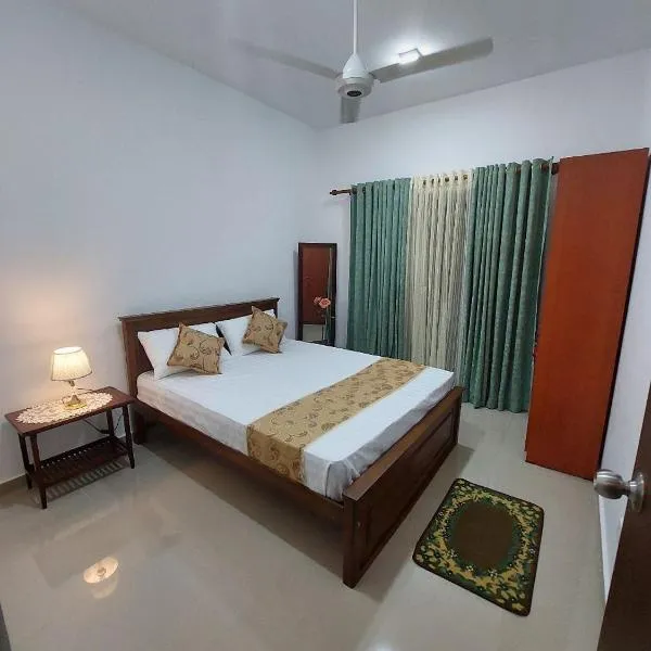 Elixia Emerald 2 Bed Room Fully Furnished Apartment colombo, Malabe，位于卡杜韦勒的酒店