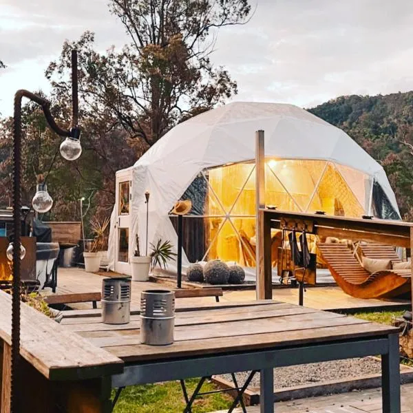 Nature Domes，位于Ellenborough的酒店