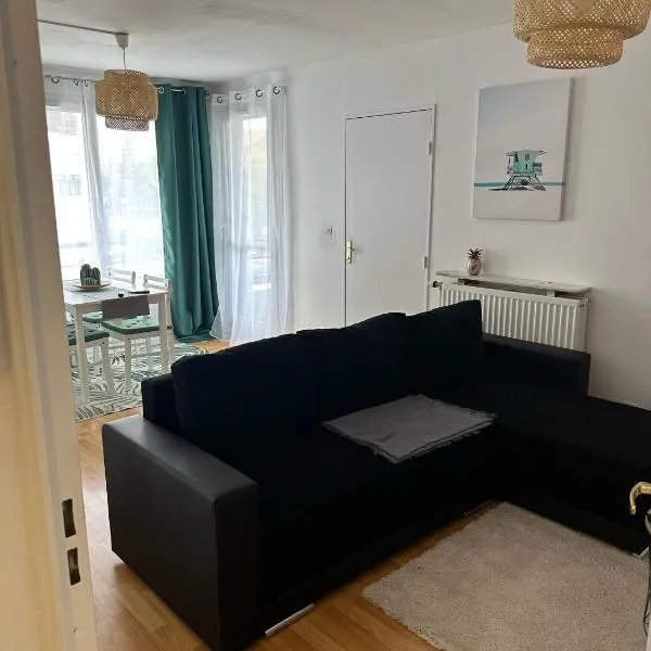 Appartement cosy proche Stade de france - JO PARIS 2024，位于勒布朗-梅尼尔的酒店