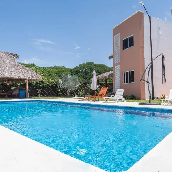 RESIDENCIAL SAN AGUSTIN HUATULCO，位于塔果鲁达的酒店