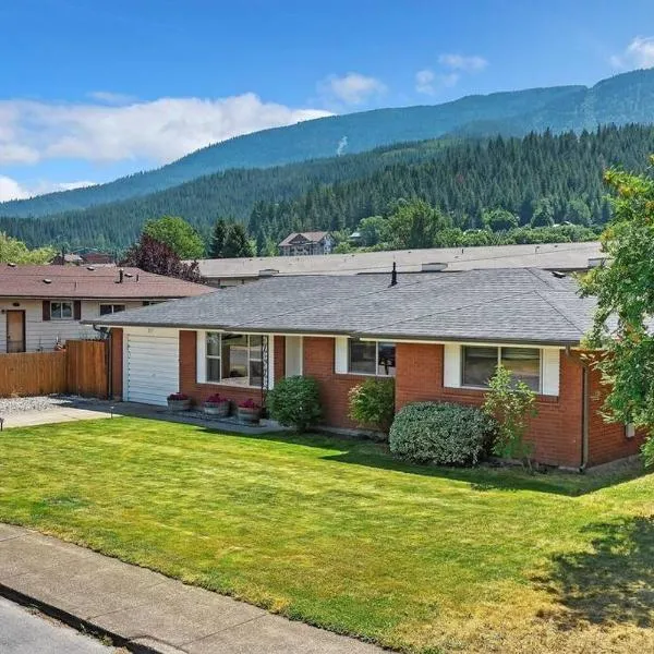 The Brick House, Kellogg ID，位于凯洛格的酒店