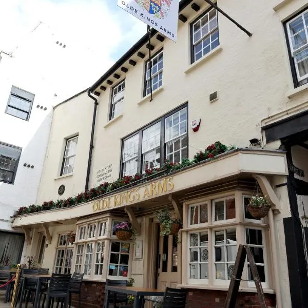 The Olde Kings Arms，位于Little Gaddesden的酒店