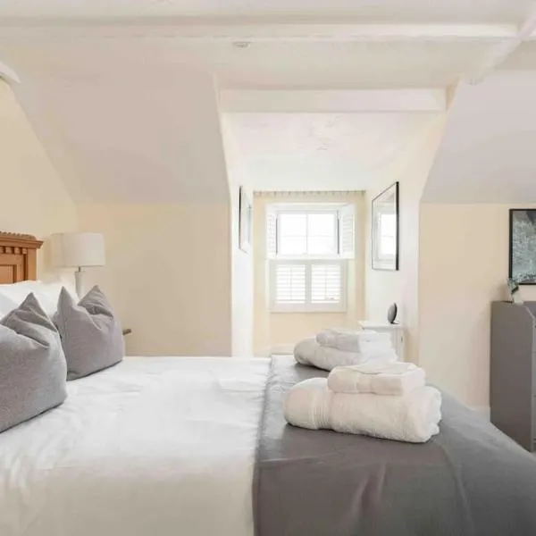 Room 5, Hotel style Double bedroom in Marazion，位于马拉扎恩的酒店