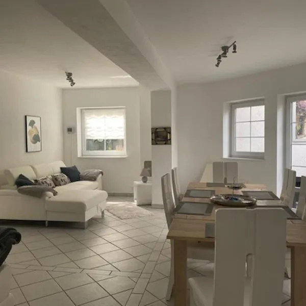 Gästehaus Geiger 63546 Hammersbach Taunusstrasse 12，位于Hammersbach的酒店