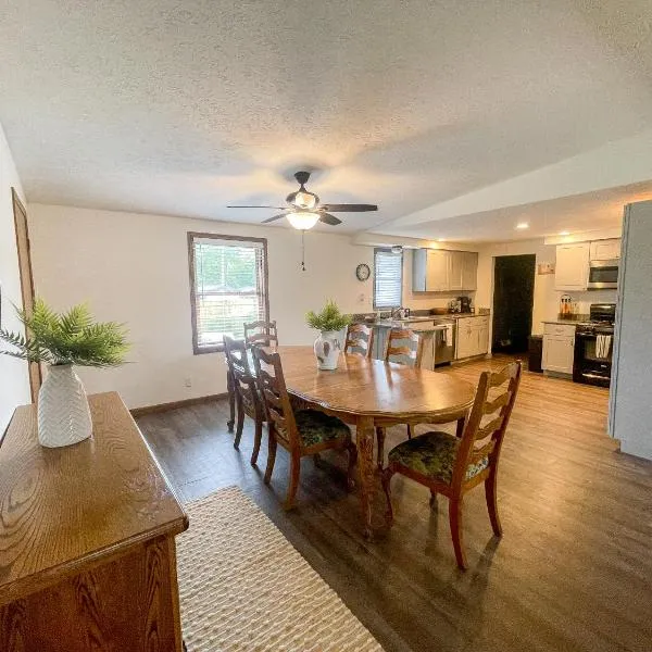 Rye Beach Family Cottage，位于休伦湖的酒店