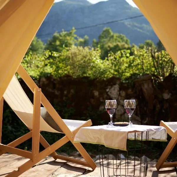 glamping Shangri la，位于Boguti的酒店