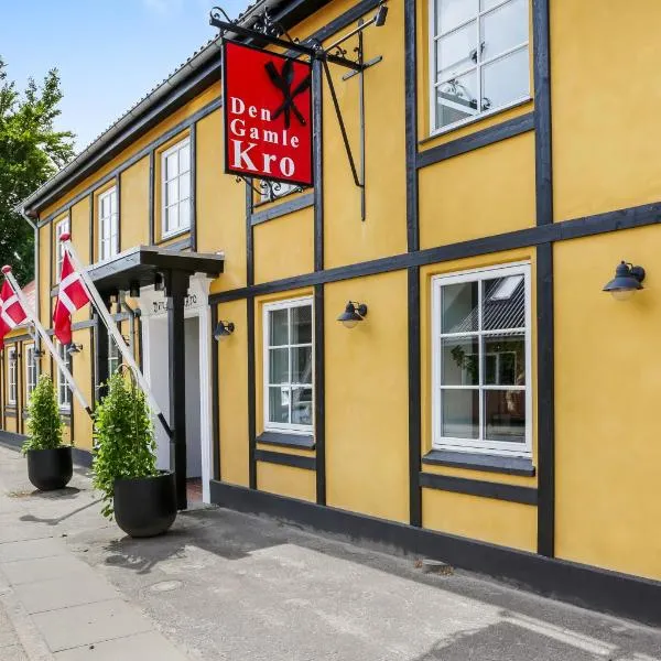 Den Gamle Kro Hornslet，位于Åstrup的酒店