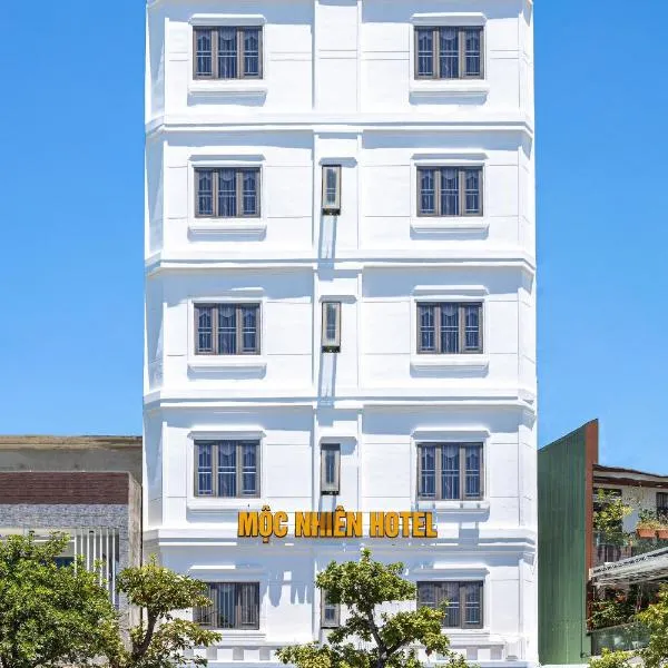 Mộc Nhiên Hotel Da Nang，位于朗姑村的酒店