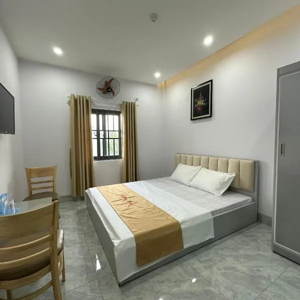 OYO 1190 Valentin Hotel，位于Thôn Phước Sơn的酒店