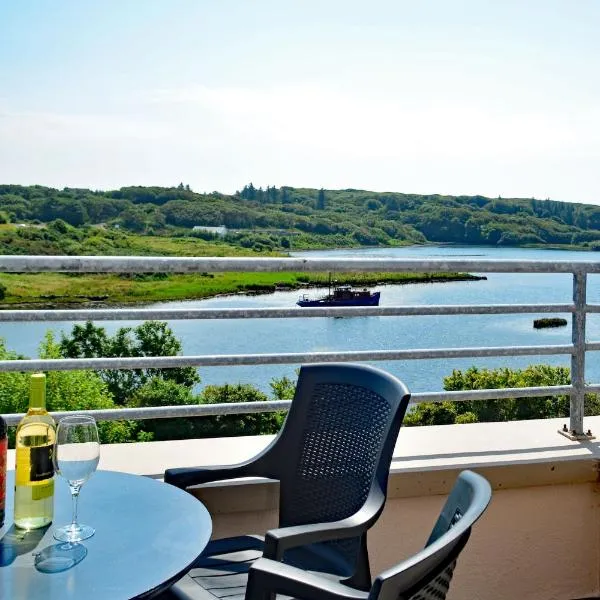 Stunning apartment Clifden，位于Claddaghduff的酒店