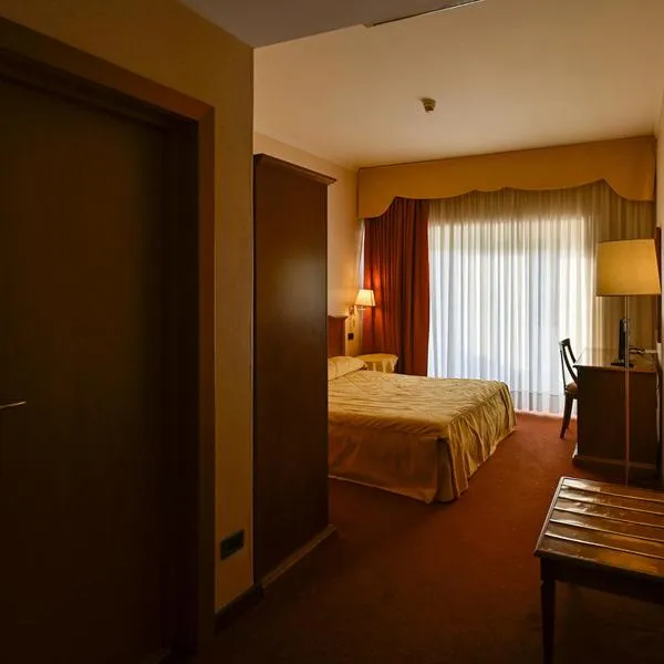 Villa Sirena Hotel e Ricevimenti，位于Moiano的酒店