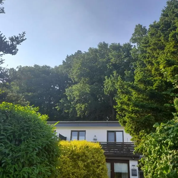 Apartment am Waldrand Nichtraucher gemütlich und ruhig，位于伊策霍的酒店