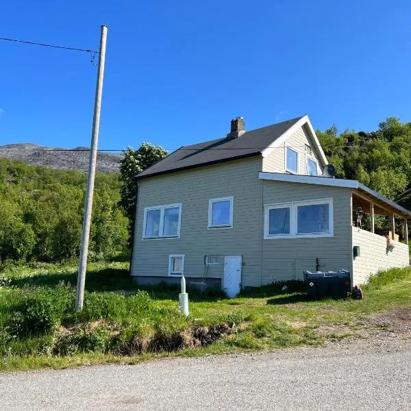 Bestefarhuset，位于Hakkstabben的酒店