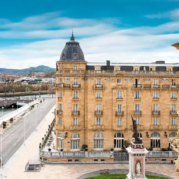 Hotel Maria Cristina, a Luxury Collection Hotel, San Sebastian，位于扎鲁亚斯的酒店