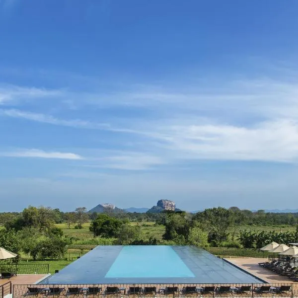 Aliya Resort and Spa - Thema Collection，位于Maradankadawalagama的酒店