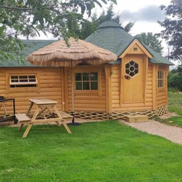 Cabane Kota finlandais，位于Laives的酒店