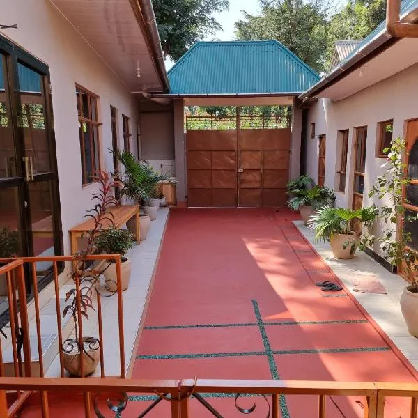 Kisanga Homestay，位于Boma la Ngombe的酒店