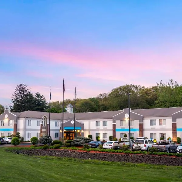 新英格兰贝斯特韦斯特PLUS酒店，位于Middlefield的酒店