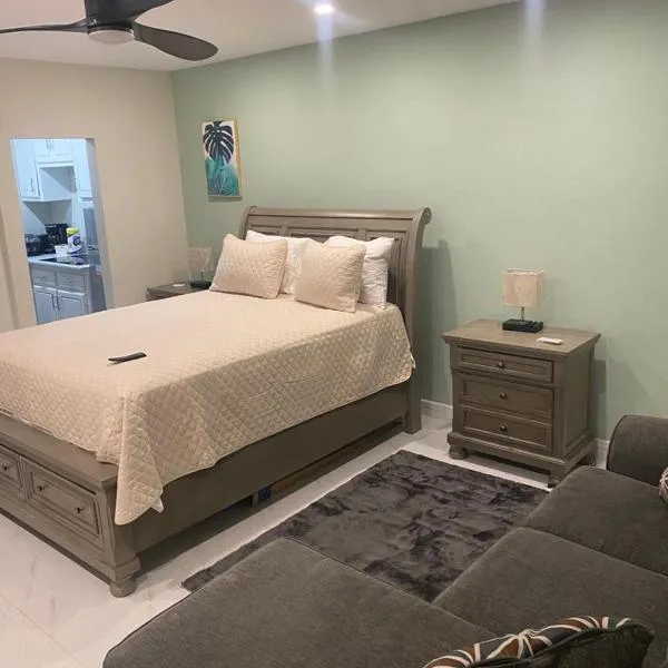 City View Luxury Home，位于蒙特哥贝的酒店