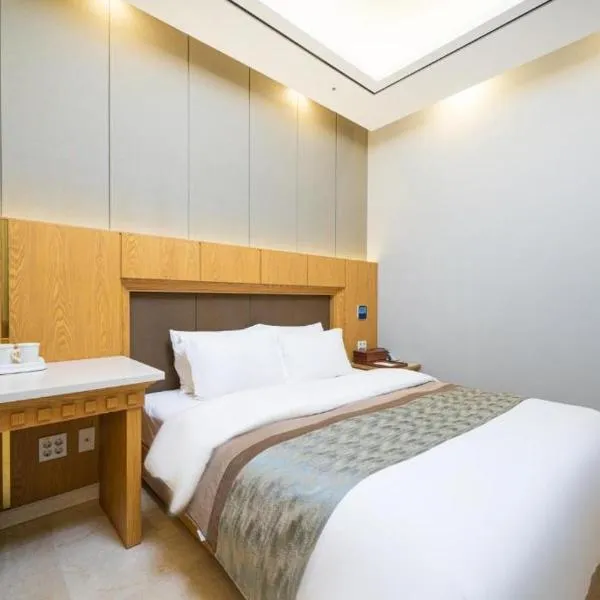 Hotel Core，位于Naju的酒店