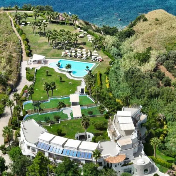 Infinity Resort Tropea，位于Zungri的酒店