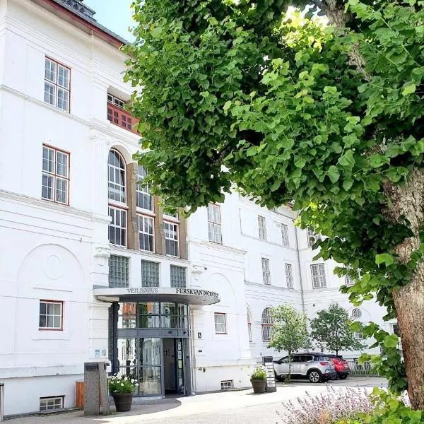 维特斯胡斯会议中心酒店，位于Hampen的酒店