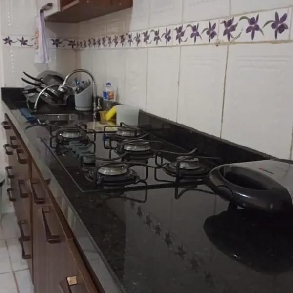 Casa de Hóspedes Manaus - Dormitórios com cozinha，位于马瑙斯的酒店
